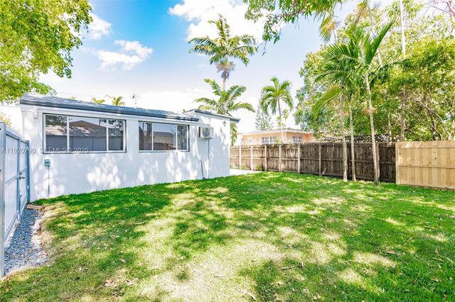 3180 NW 2nd St, Miami, FL 33125