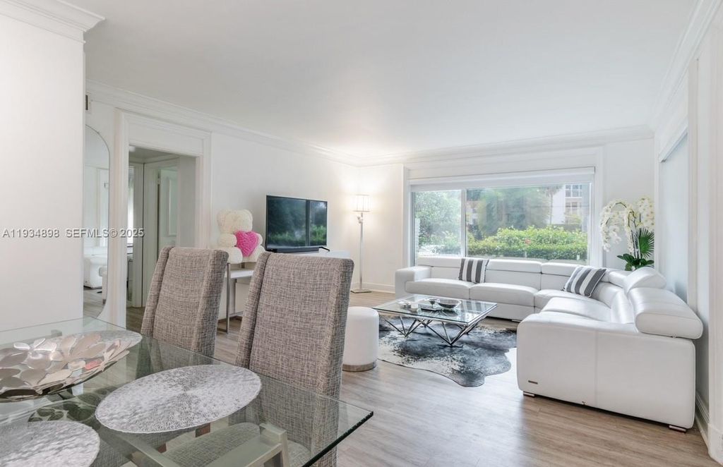 286 Bal Bay Dr 4, Bal Harbour, FL 33154