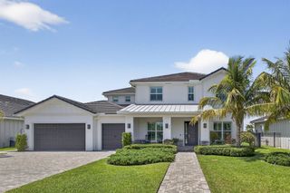 977 Hookline Circle, Loxahatchee, FL 33470