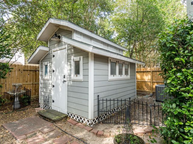 8003 Twining Oaks Lane, Spring, TX 77379