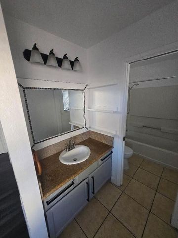 6585 Rancho Pico Way, Sacramento, CA 95828