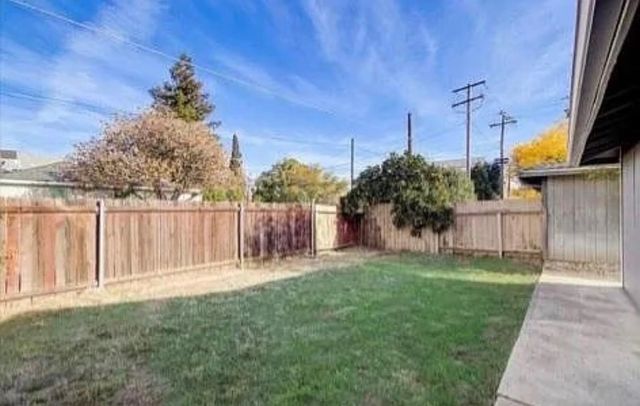 6585 Rancho Pico Way, Sacramento, CA 95828