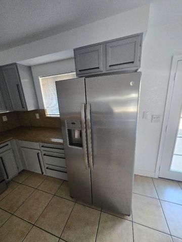 6585 Rancho Pico Way, Sacramento, CA 95828