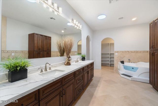 36648 N 27TH Avenue, Phoenix, AZ 85086