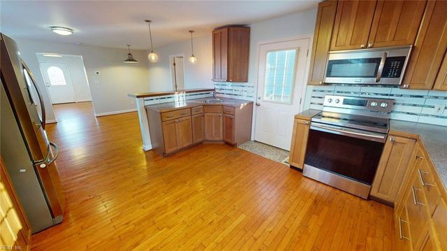 1428 Poquoson AVE, Poquoson, VA 23662