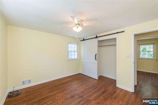 39 Warren Trail, Denville Township, NJ 07834
