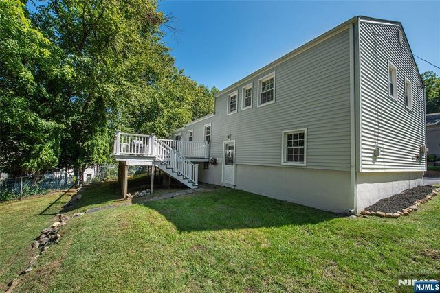 39 Warren Trail, Denville Township, NJ 07834