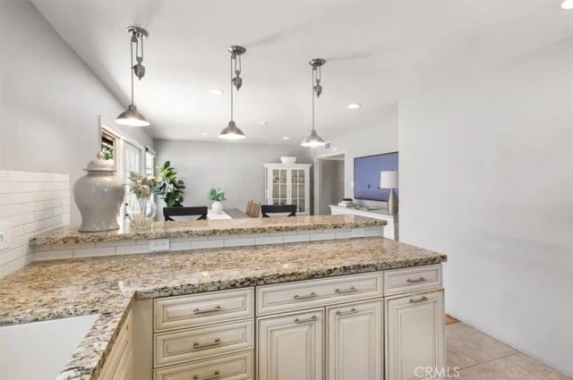 13352 Fairmont Way, North Tustin, CA 92705