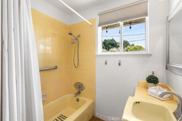 13352 Fairmont Way, North Tustin, CA 92705
