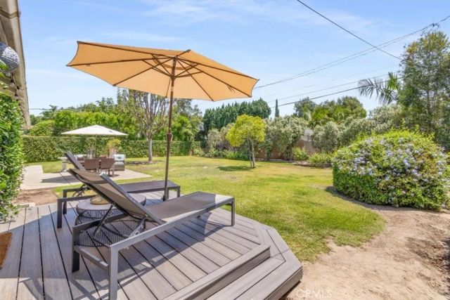 13352 Fairmont Way, North Tustin, CA 92705