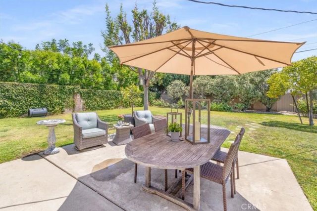 13352 Fairmont Way, North Tustin, CA 92705