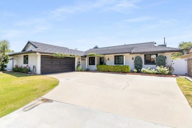 13352 Fairmont Way, North Tustin, CA 92705