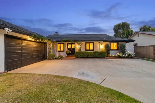 13352 Fairmont Way, North Tustin, CA 92705