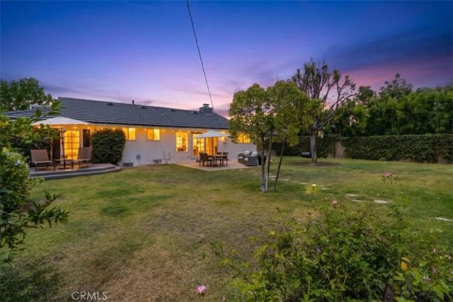 13352 Fairmont Way, North Tustin, CA 92705