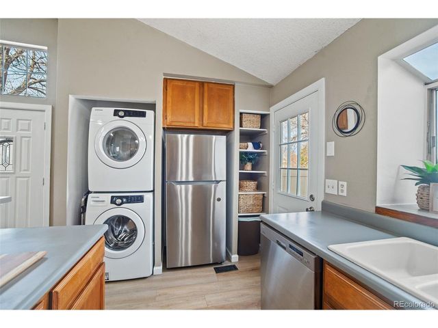 9669 W Chatfield Ave A, Littleton, CO 80128