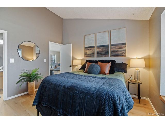 9669 W Chatfield Ave A, Littleton, CO 80128