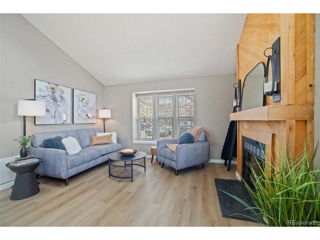 9669 W Chatfield Ave A, Littleton, CO 80128