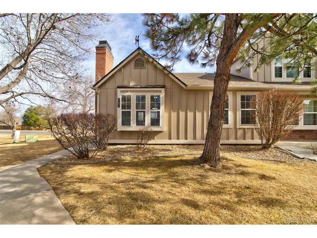9669 W Chatfield Ave A, Littleton, CO 80128