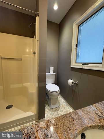 112 W PARK PL, Newark, DE 19711