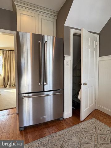 112 W PARK PL, Newark, DE 19711