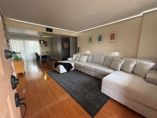 17000 NW 67th Ave 402, Hialeah, FL 33015