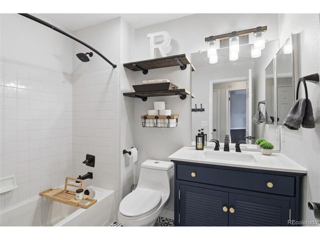 16221 White Hawk Dr, Parker, CO 80134