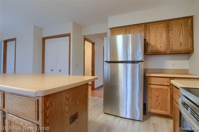 7252 Steeplechase Drive, Saline, MI 48176
