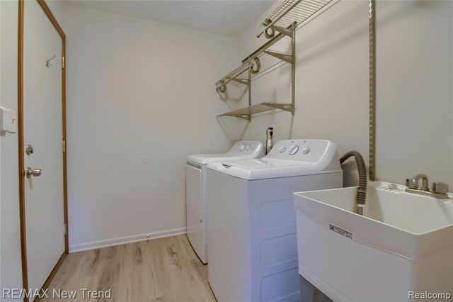 7252 Steeplechase Drive, Saline, MI 48176