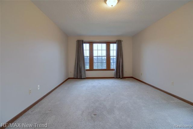 7252 Steeplechase Drive, Saline, MI 48176