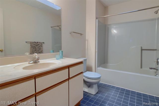 7252 Steeplechase Drive, Saline, MI 48176