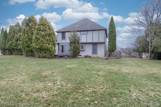 7252 Steeplechase Drive, Saline, MI 48176