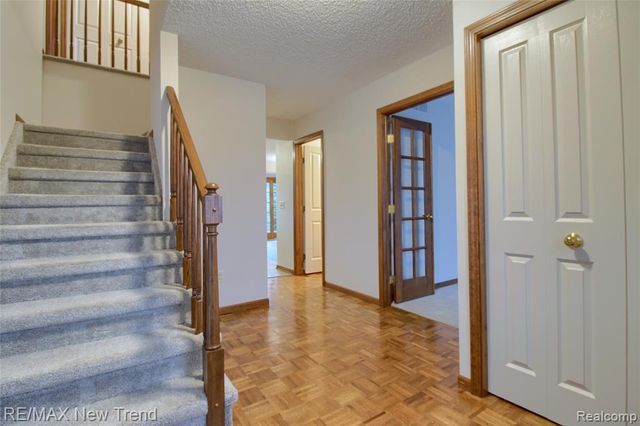 7252 Steeplechase Drive, Saline, MI 48176
