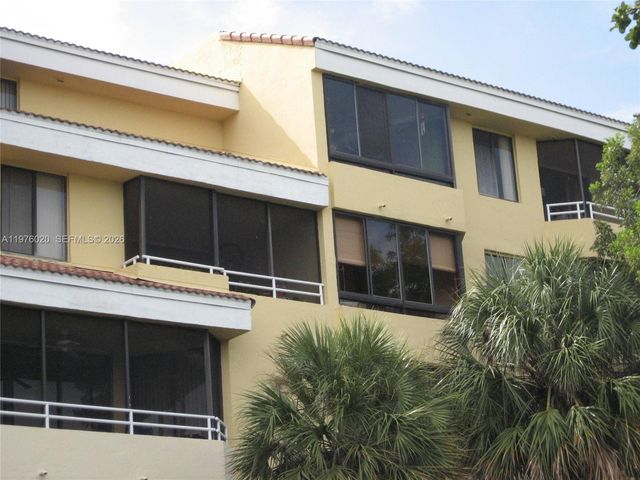 8305 SW 152 AV A-405, Miami, FL 33193