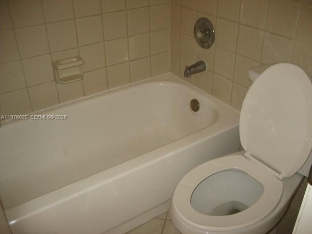 8305 SW 152 AV A-405, Miami, FL 33193