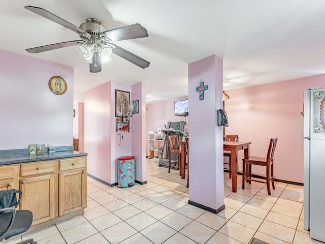 3311 S Damen Avenue, Chicago, IL 60608