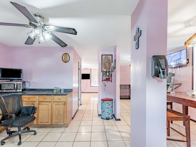 3311 S Damen Avenue, Chicago, IL 60608