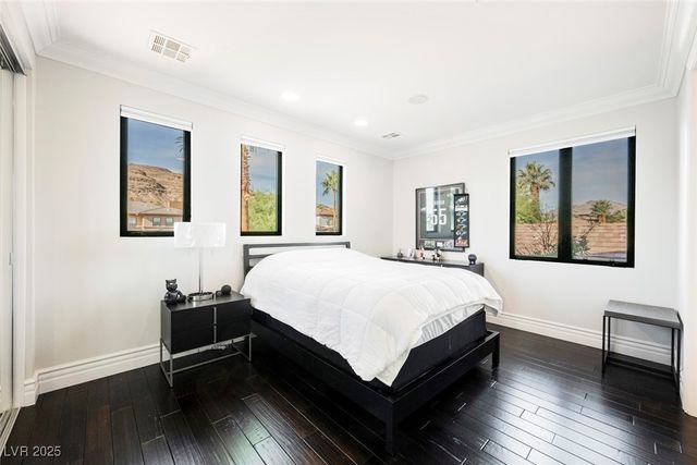 2486 Grassy Spring Place, Las Vegas, NV 89135