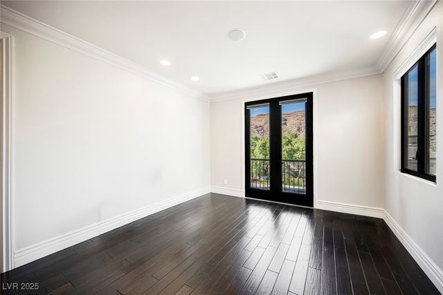 2486 Grassy Spring Place, Las Vegas, NV 89135