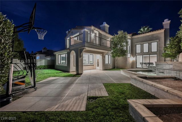 2486 Grassy Spring Place, Las Vegas, NV 89135