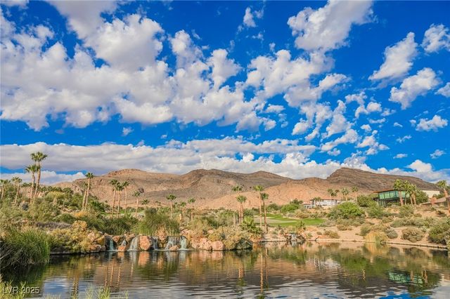 2486 Grassy Spring Place, Las Vegas, NV 89135