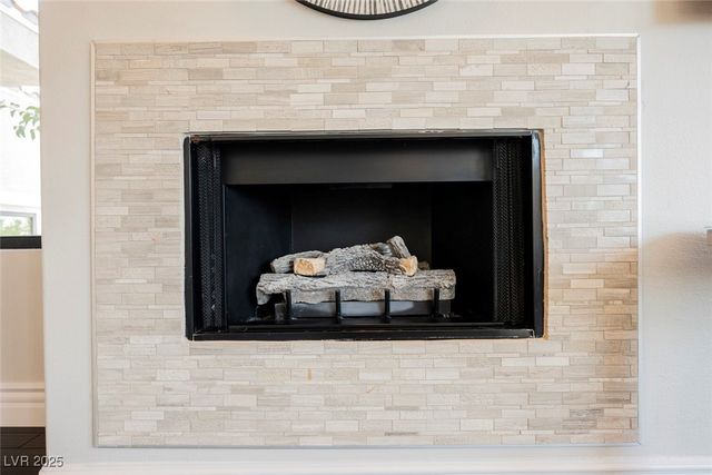 2486 Grassy Spring Place, Las Vegas, NV 89135