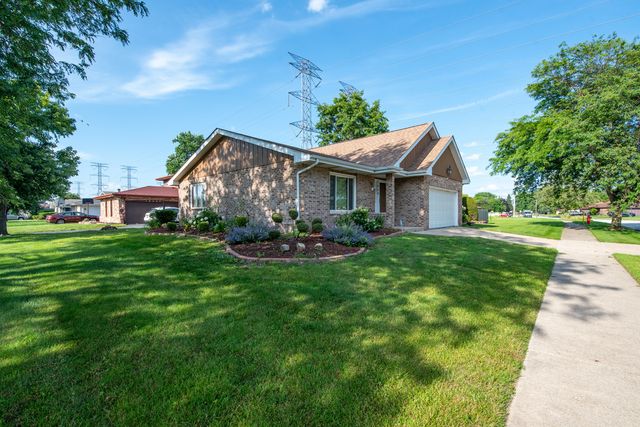 1960 185th Street, Lansing, IL 60438