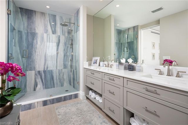 4000 Gulf Shore BLVD N 400, Naples, FL 34103