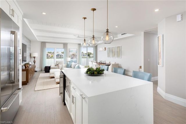 4000 Gulf Shore BLVD N 400, Naples, FL 34103