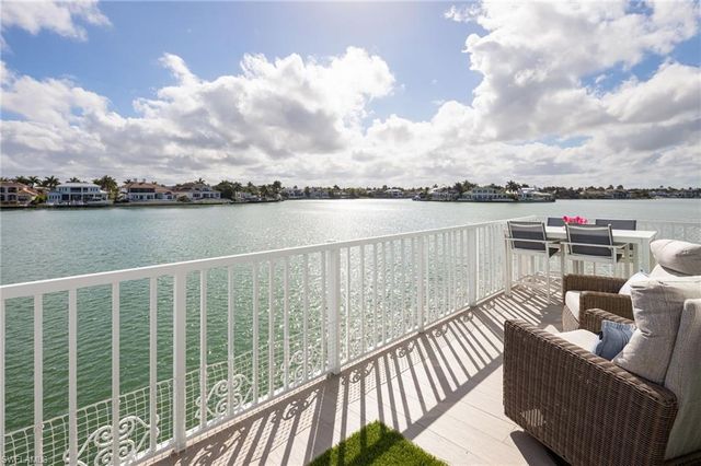 4000 Gulf Shore BLVD N 400, Naples, FL 34103