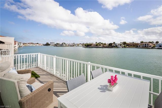 4000 Gulf Shore BLVD N 400, Naples, FL 34103