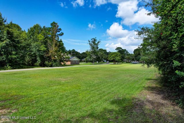 342 Menge Avenue, Pass Christian, MS 39571