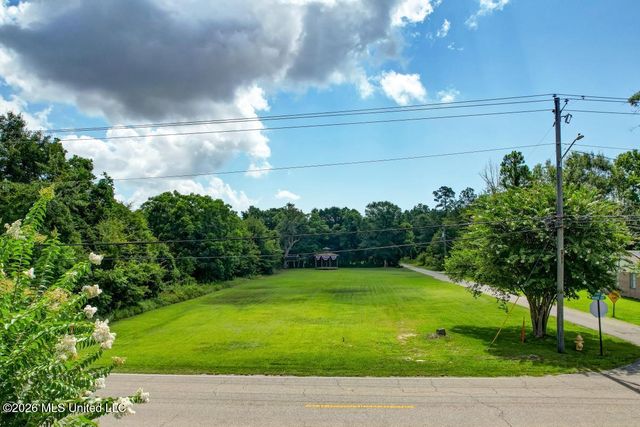 342 Menge Avenue, Pass Christian, MS 39571