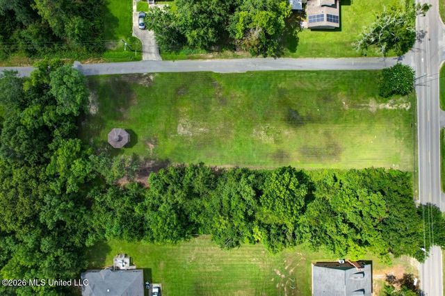342 Menge Avenue, Pass Christian, MS 39571