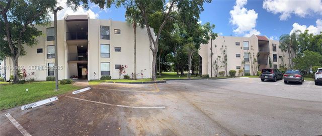 7750 W Mcnab Rd 104, Tamarac, FL 33321